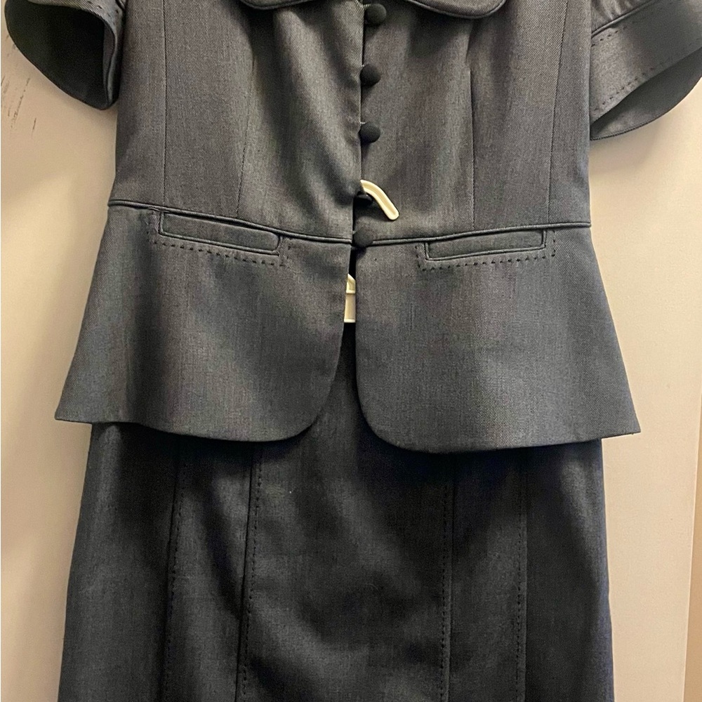 Rebecca Taylor Charcoal Short Sleeve Suit  size 4